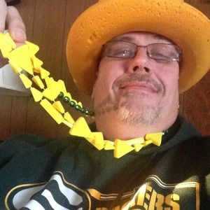 Meet your Posher, Thomas